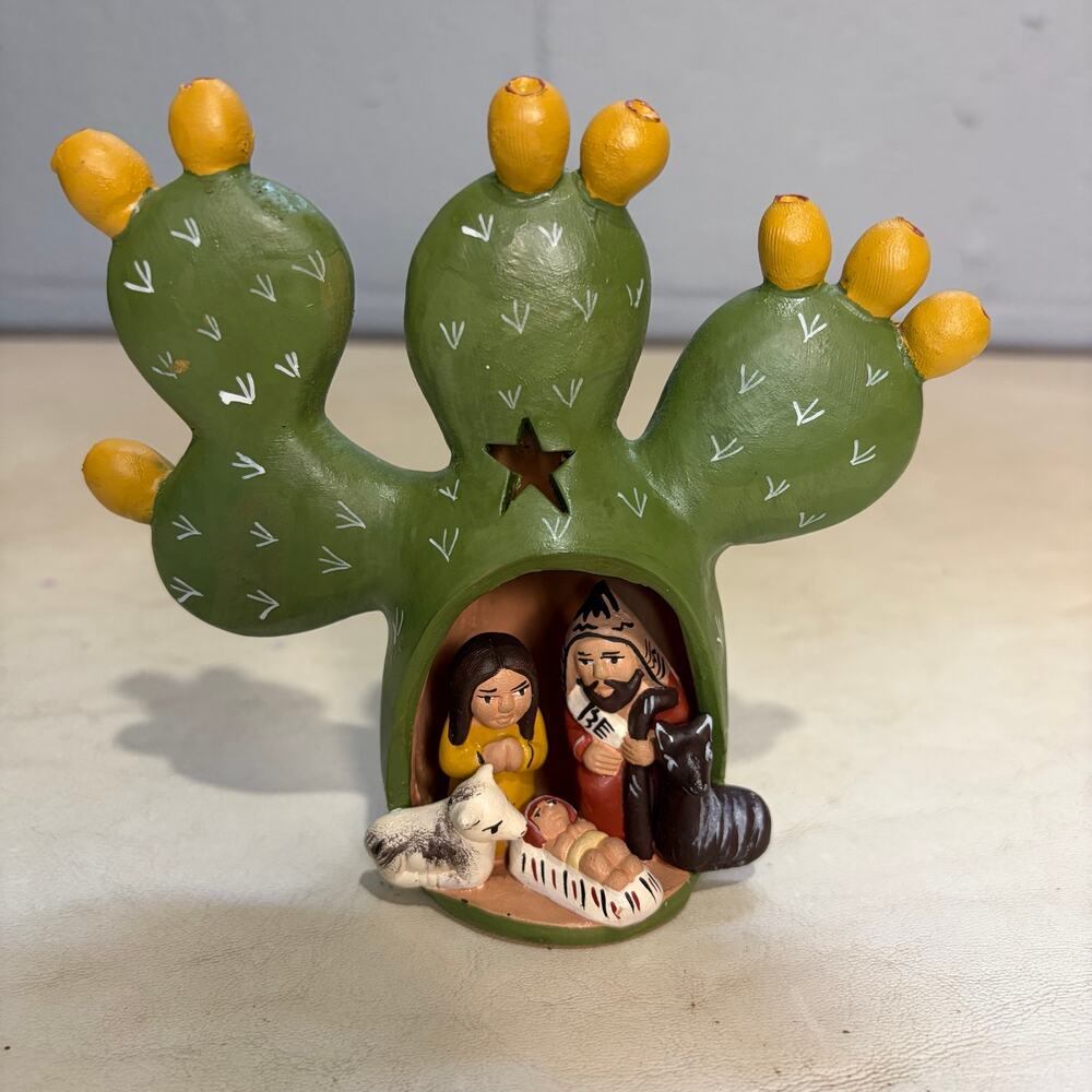 Nativity Hand Painted Peruvian Cactus Natvity Scene Folk Art Clay Ceramic